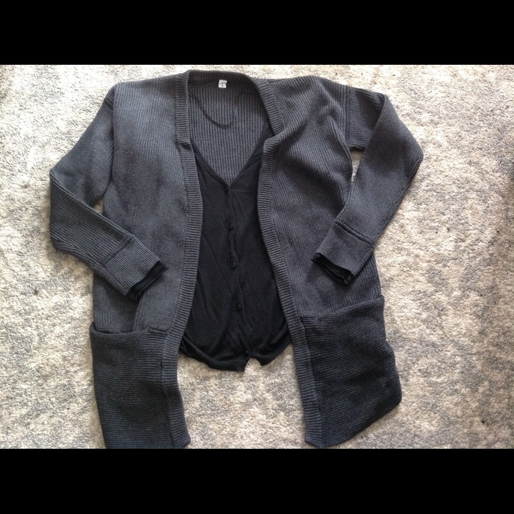 Lululemon cardigan sweater- sz.8 grey/black